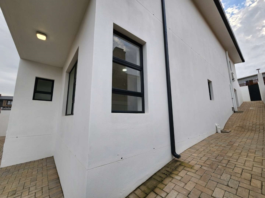 3 Bedroom Property for Sale in Seemeeu Park Western Cape